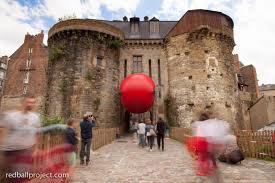 Redball Project Portes Mordelaises Rennes France Artist Kurt Perschke Photographer Martin And Martin Redballproject Rennes Red Ball Art