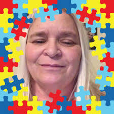 Man bravely rescues wolf from trap, using a stick. (music from source)