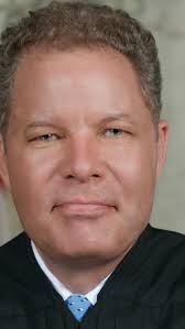 Former Wisconsin Supreme Court justice running again