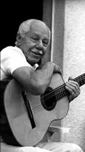 Silvio Caldas., "Cantando desde criança, iniciou a carreira artística  profissional quando em 1927 foi convidado por Antônio Gomes, conhecido como  “Milonguita”, para atuar na Rádio Mayrink Veiga na ...