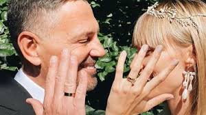 W sieci pojawiły się zdjęcia pierścionka. Ad3o7ykcwbyk5m