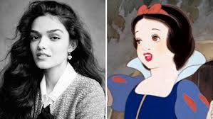 Assuming she was also 14 when the brothers grimm wrote the original story in 1812, she. Snow White West Side Story Actress Rachel Zegler To Star In Disney Live Action Remake