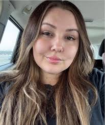 Any local photographers offering unicorn princess or Valentine's Day minis  for little girls?