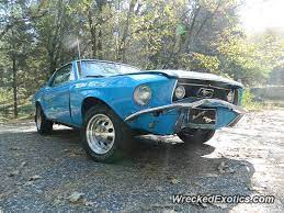 Ford Mustang Crashed In Grass Valley California Ford Mustang Car Crash Mustang