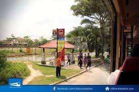 However, if you are leaving from any of the three stops (bandar tasik selatan, putrajaya & cyberjaya, and salak tinggi), it will be more cost efficient to take the klia transit. Bas Smart Selangor Service Spg02 Bandar Baru Salak Tinggi And Salak Tinggi Erl To Klia And Klia2 By Bus Railtravel Station