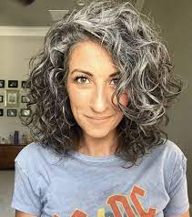 Pin By Nicole G On Hair Brown Curly Hair Monat Hair Hair Styles