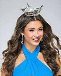 OFFICIALLY A WEEK FROM MISS TEXAS TEEN CHECK-IN!! I am so incredibly  excited to see everyone, show all of my hard work, and make some lifelong  memories! @misstexasorg I'm ready for you!