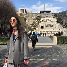 Kısa bir süre önce sona eren milano moda haftası kapsamında gucci'nin düzenlediği defilede genç bir ermeni model de podyuma çıktı. Gucci Nin Yeni Modeli Armine Harutyunyan Kimdir Kizlarsoruyor