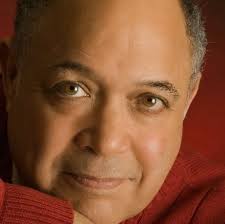 The VERY famous🌟 music, icon legend, mega star whom I'm recording this  Christmas song with just called me to play me a rough cut and it's  AMAZING!!! Omg!! I'm literally doing the “