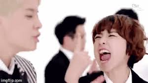 MV Review] Las fallas en “Shake that brass” de Amber