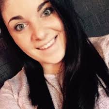 Ami-leigh rimmer (@ami_amz)