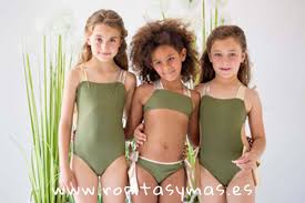 Encontra este pin e muito mais em kids swimwear por marta dias. Outfits Playeros Ropitas Y Mas