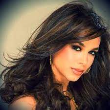 Bibi Gaytan Stylish Hair Mexican Hairstyles Pretty Hairstyles