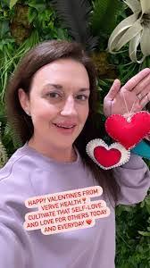 Nora Colunga's Instagram, Twitter & Facebook