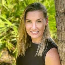 Laura Cherney's Instagram, Twitter & Facebook