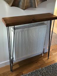 Konsolentisch Mit Haarnadelbeinen Rustikales Massgeschneidertes Wiedergewonnenes Holz Spoke Co Rustic Console Tables Narrow Console Table Rustic Consoles