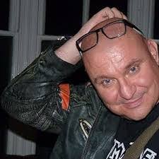 Will Carver's Instagram, Twitter & Facebook