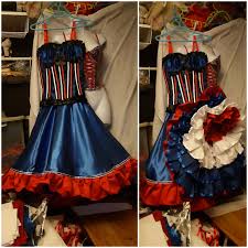 Aristocracy of norway refers to modern and medieval aristocracy in norway.additionally, there have been economical, political, and military élites that—relating to the main lines of norway's history—are generally accepted as nominal predecessors of the aforementioned. Robe De French Cancan Costume Cabaret Paris