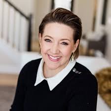 Elaine Larson (@LainieLarson)