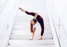 She has an elder sister named grace. How Rich Is Anna Mcnulty Net Worth Boyfriend Age Wiki