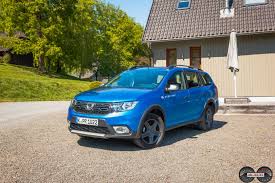 Със своята сгъваема задна многоместна седалка 60:40 и xxl багажник, logan mcv stepway съчетава простор и голямо товарно отделение на цена, която е невероятно привлекателна. Fashion Update Bei Dacia Der Neue Dacia Logan Mcv Stepway Im Test