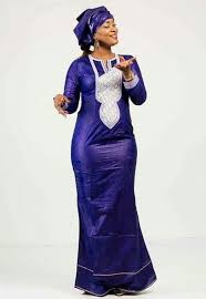 Voir plus d'idées sur le thème mode africaine robe, mode africaine, tenue africaine. 530 Idees De Model Bazin Tenue Africaine Mode Africaine Robe Africaine