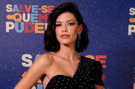 She is an actress, known for espelho da vida (2018), tempo de amar (2017) and фильм моей жизни. Atriz Global Vitoria Strada Faz Postagem Sobre Orgulho Lesbico