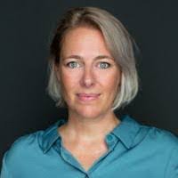 Ursula Bonner's Instagram, Twitter & Facebook