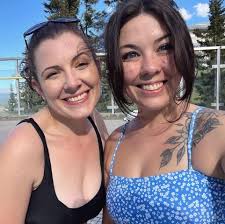 Sarah Ladd and Brydon Coombe's Wedding Website