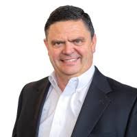 80+ perfiles de «Gooden»