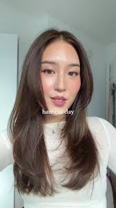 Rachel Haircut Fine Hair