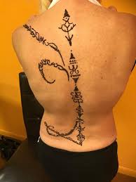 It is a nice alternative to permanent tattoos as the designs fade in one to two weeks. Apsu Eyebrow Threading Henna Tattoo Gift Card Flagstaff Az Giftly