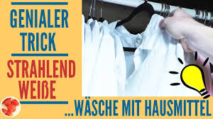 Anschließend können sie das kleidungsstück hinzugeben und einweichen lassen. Genialer Trick Strahlend Weisse Wasche Mit Diesem Hausmittel Youtube