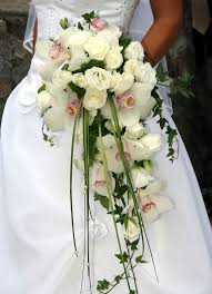 Maybe you would like to learn more about one of these? Der Brautstrauss Blumen Farben Und Formen Mein Hochzeits Ratgeber