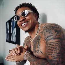 Raymond Bello (@ray_728)