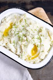 Your order comes with a side of mashed potatoes or rice and beans.su orden viene con un acompañamiento de puré de papas o arroz con frijoles. Easy Vegan Mashed Potatoes Veggie Desserts