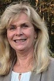 Natalie Wells's Instagram, Twitter & Facebook