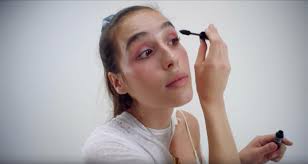 Get Maxim Magnus's dewy, everyday make-up look