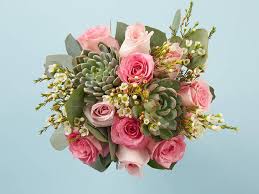 Flowercard.co.uk have been delivering unique floral greeting flowers in a card for more than 10 years, and with over 100,000 customers to date, that makes them the largest company in mail order flowers. 10 Bloomin Gorgeous Flower Delivery Services In Los Angeles