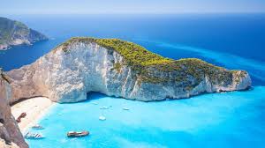 Fantastica insulă corsica, îşi aşteaptă turiştii cu 200 de plaje, peisaje frumoase şi oraşele fermecătoare, fiind ideal. Cele Mai Frumoase Locuri Din Grecia 7 FrumuseÈi De La Mare Èi 7 Care Nu Èin De Litoral Impact