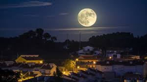 Este jueves 28 de enero de 2021 se produce la primera luna llena de 2021. Luna De Flor Como Es La Ultima Superluna Del Ano Que Usted Puede Ver Esta Semana El Observador Cr