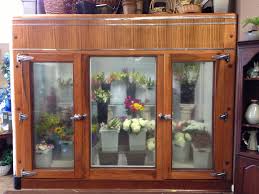 A small flower shop in columbia, missouri has been open for almost 20 years and continues to provide service for customers in the area. Meet The Team