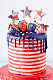 This Red White And Blue Flag Themed Cake Is A Fun Decorated Dessert For Holidays Such As Memorial Day Or 4th Of July Cake Patriotic Cake Fourth Of July Cakes