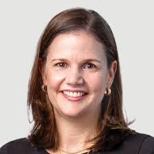 Lia Carson's Instagram, Twitter & Facebook