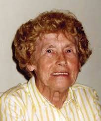 Carolyn Maltz's Instagram, Twitter & Facebook