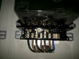 Der stromversorger kann beim verbraucher den strom sperren und jedes jahr trifft dies alleine in deutschland mehrere zehntausend haushalte. Wie Stromsperre Wieder Entsperren Technik Elektronik Strom
