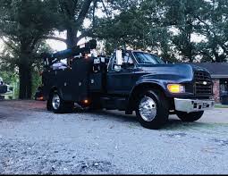 If you are looking for quality in service when it comes to a diesel mechanic and quality in service, then cfdp is the place for you. Ford F 800 Service Truck Mechanic Auto Crane Dallas Dale S Diesel Truck Mechanic Service Truck Mechanic Mechanic Truck