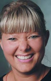 27654 VC 2003 AR_Front End