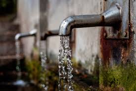 La Justicia investigará qué pasa con el agua en CABA: ya se tomaron  muestras para analizar si es potable | BAE Negocios
