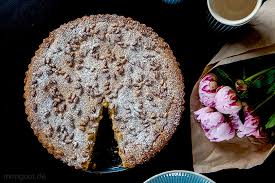 Echte italienische pasta werden nicht abgeschreckt! Der Italienische Kuchen Klassiker Torta Della Nonna